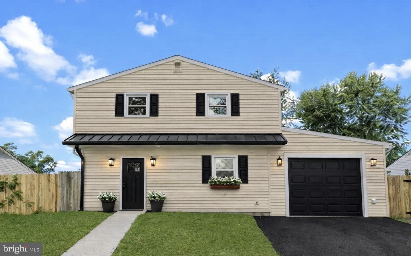 35 Thimbleberry Lane photo 1