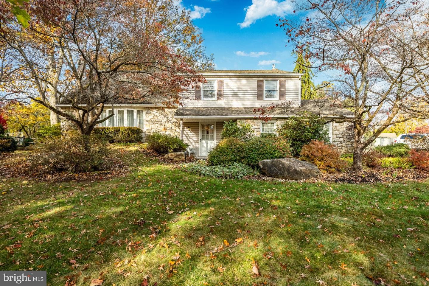 44 Shady Lawn Drive photo 1