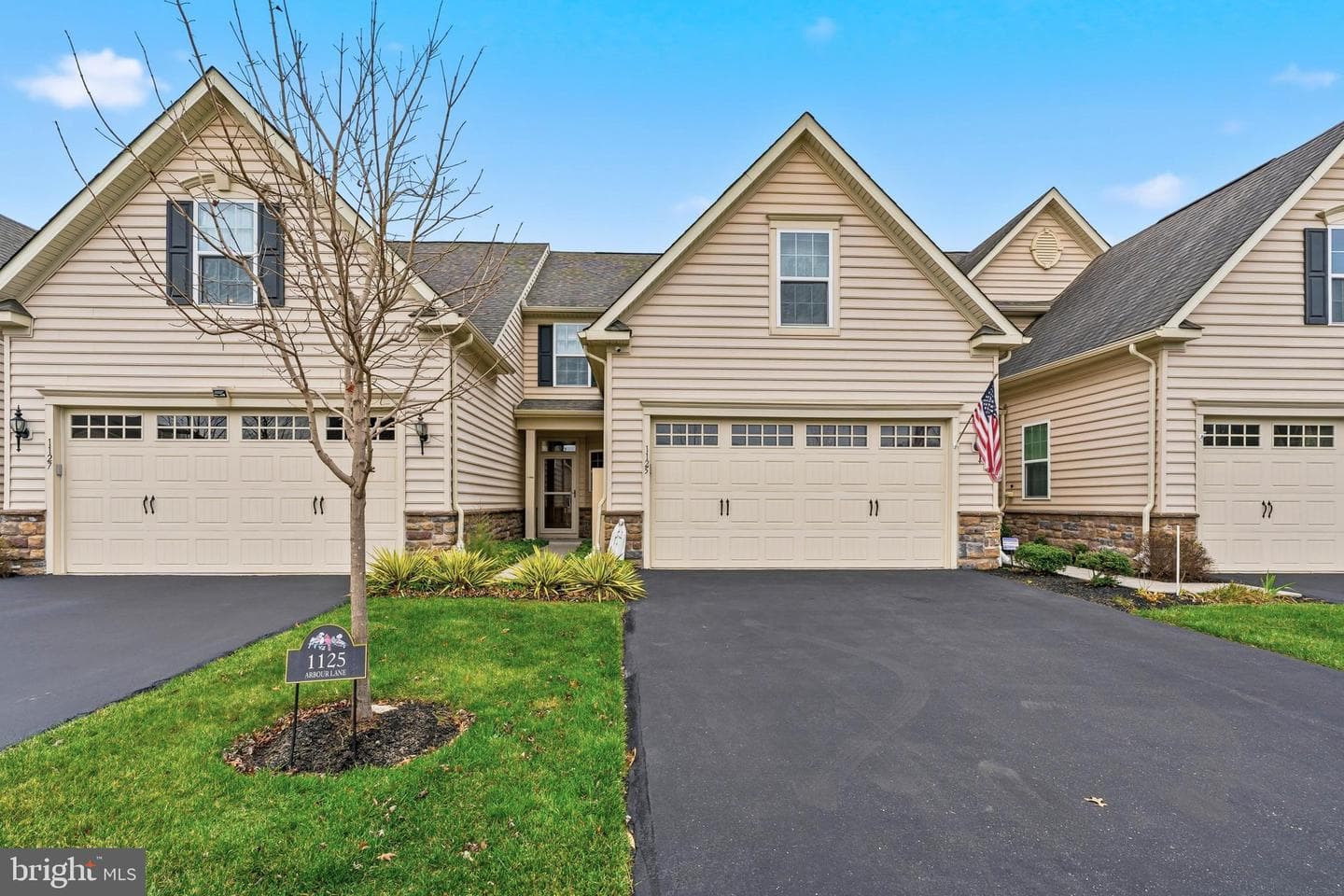 1125 Arbour Lane