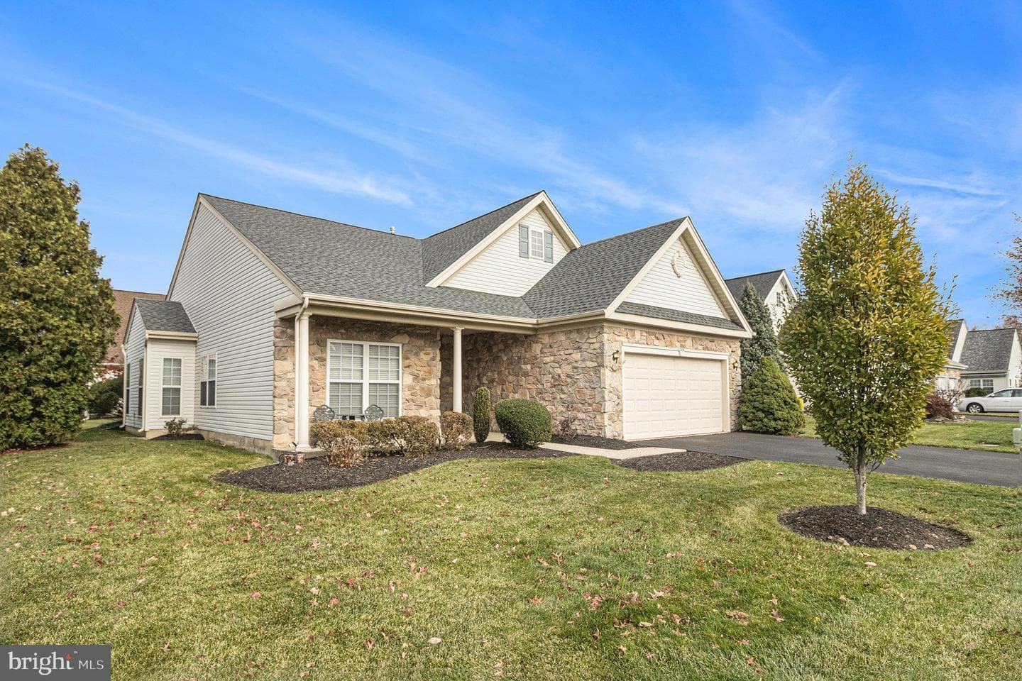 204 Neighbors Road photo 1