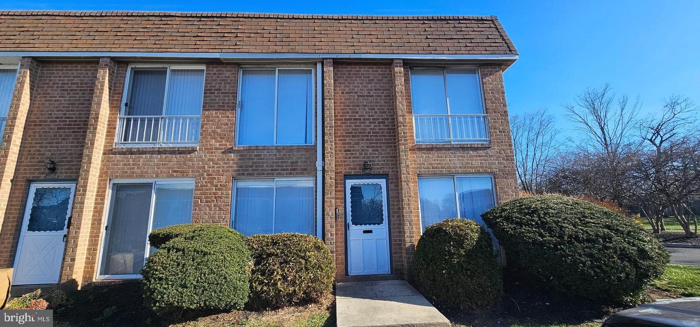 501 Germantown Court photo 1