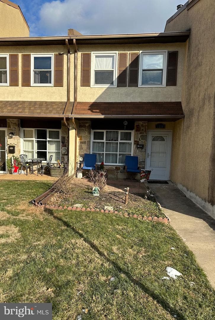 1259 Lisa Drive photo 1
