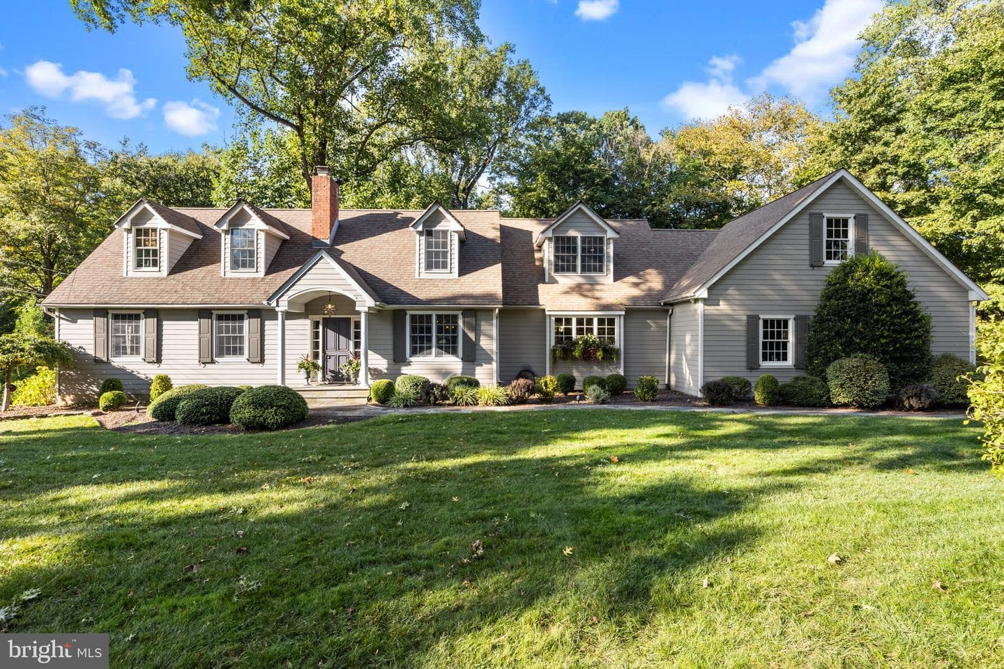 1108 Evergreen Road photo 1