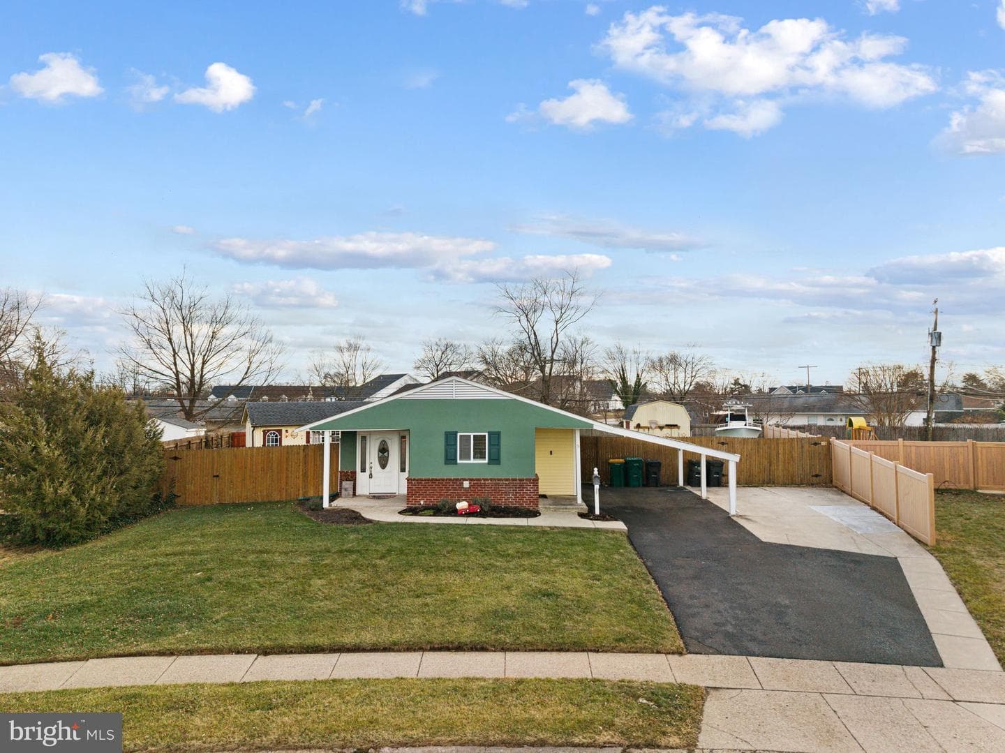 5 Glenwood Lane photo 1