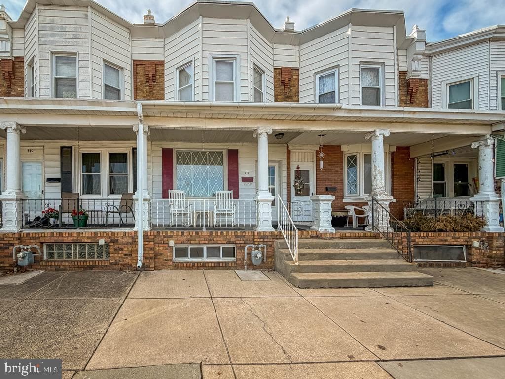 912 Jefferson Avenue photo 1