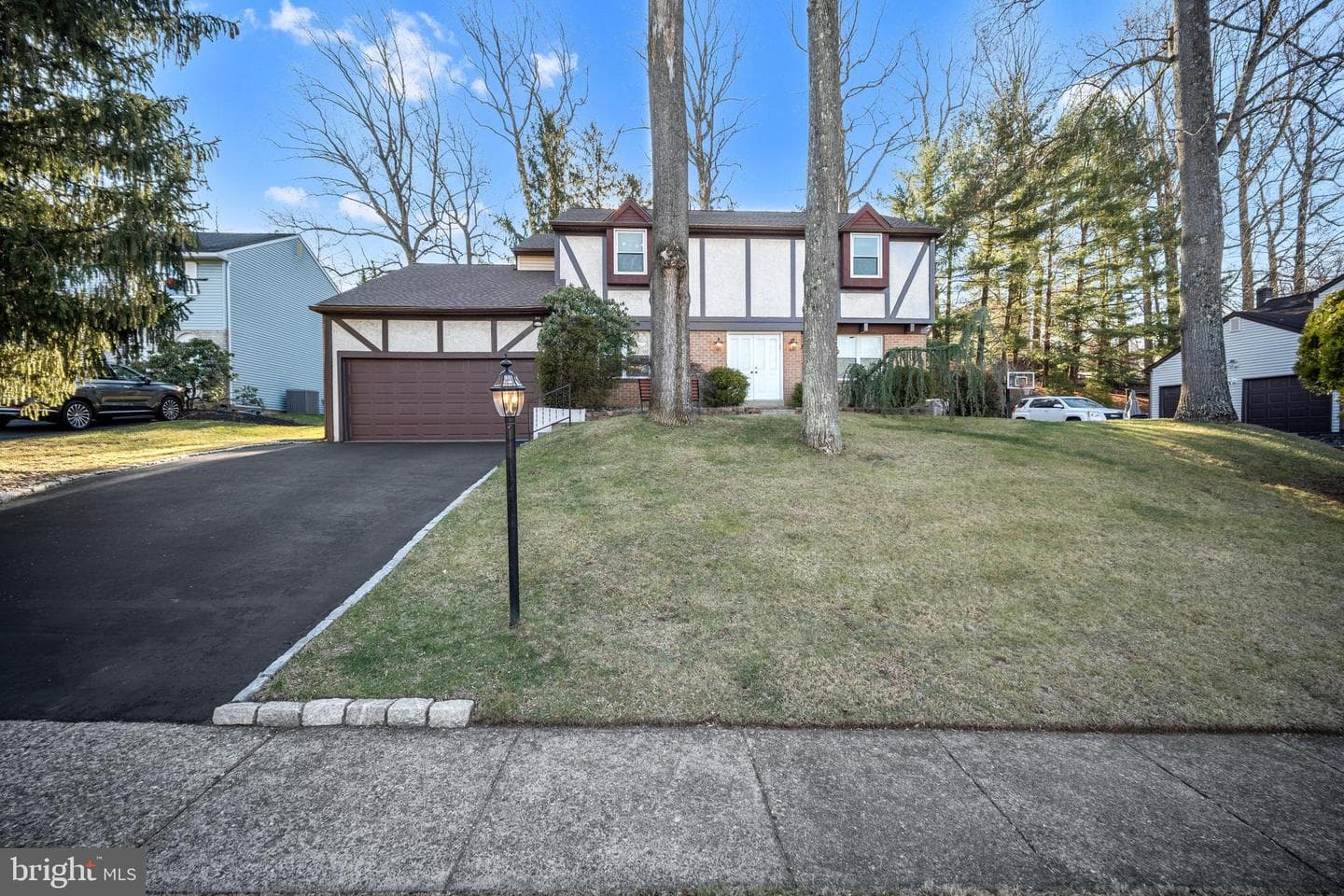 853 Green Ridge Cir photo 1
