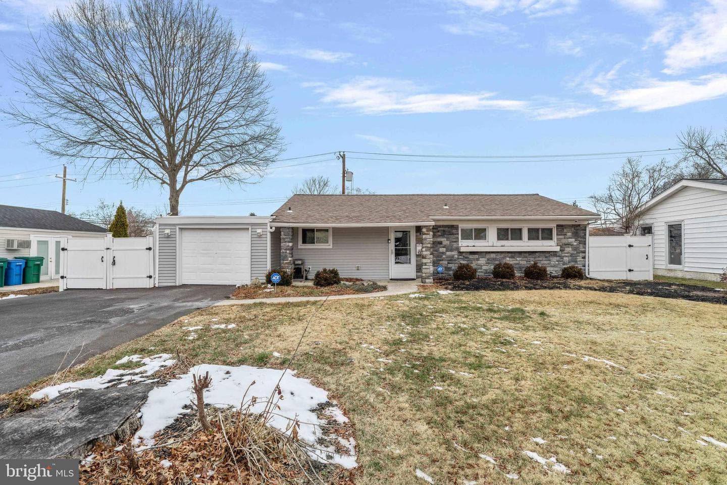 137 Idlewild Road photo 1