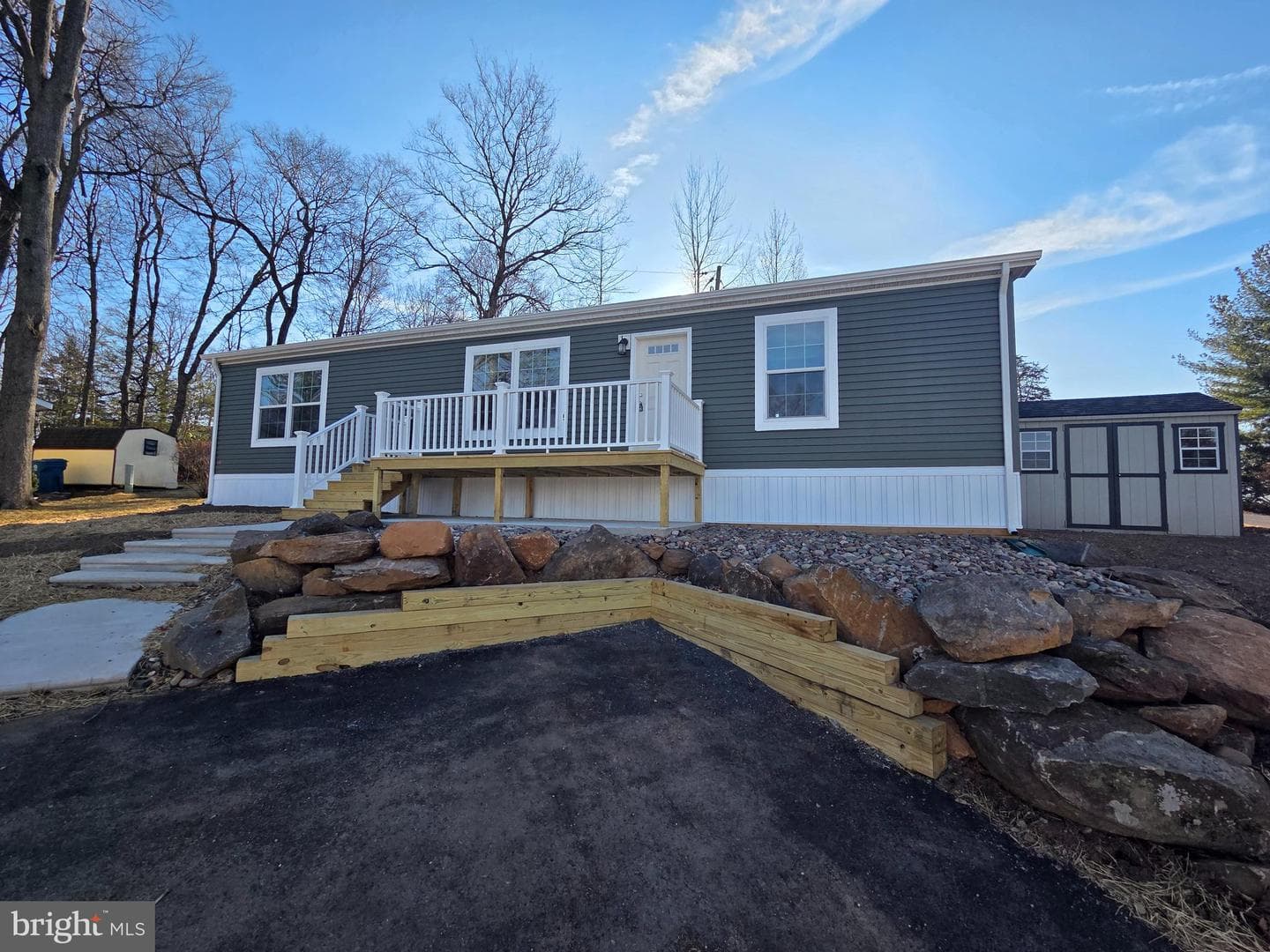 9 Woodedge Drive photo 1