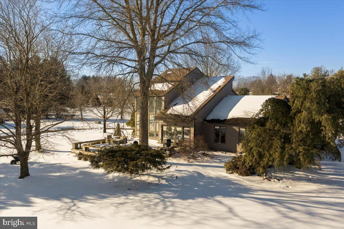 2096 Holicong Road photo 1