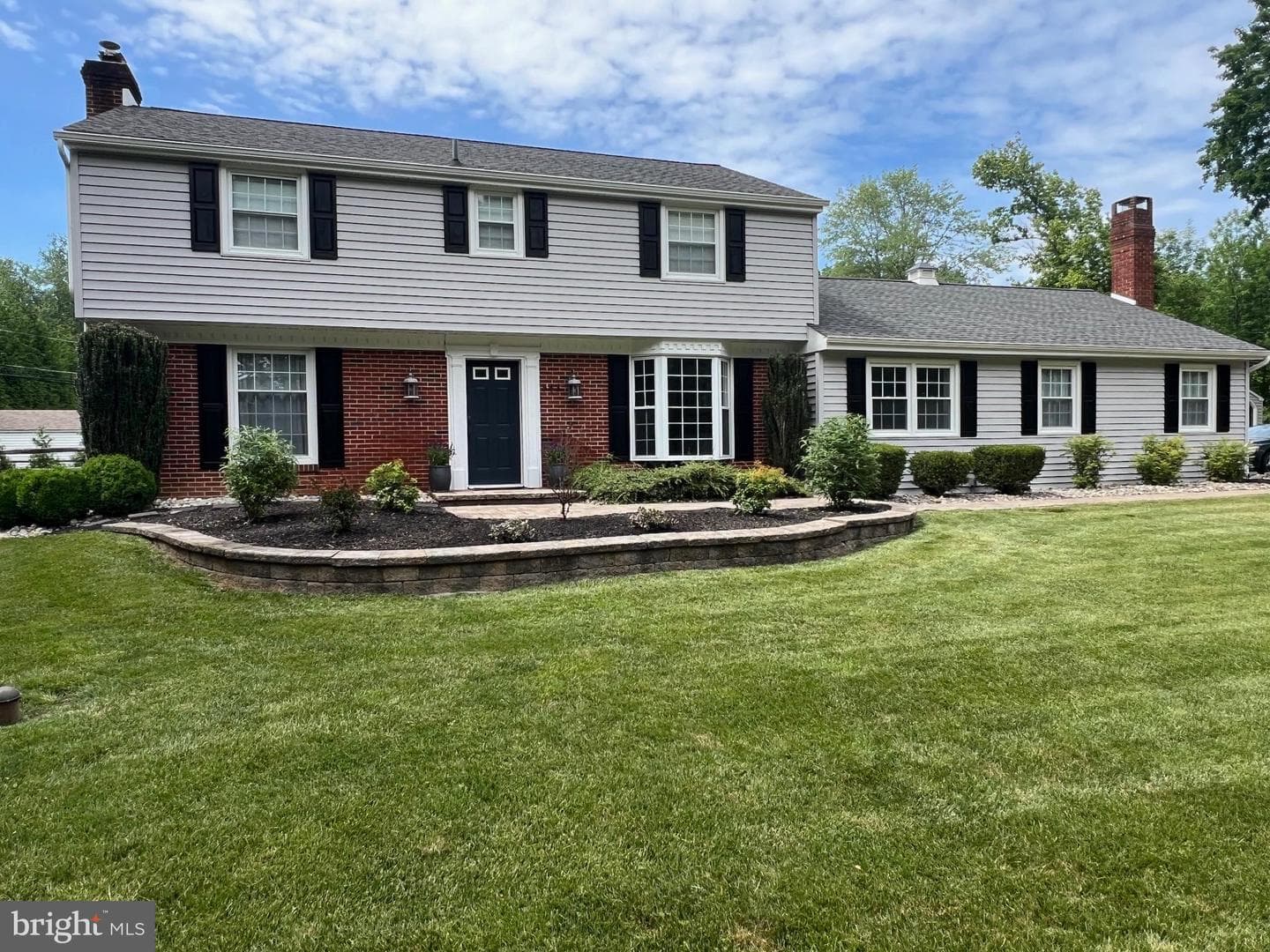 543 Green Valley Road photo 1