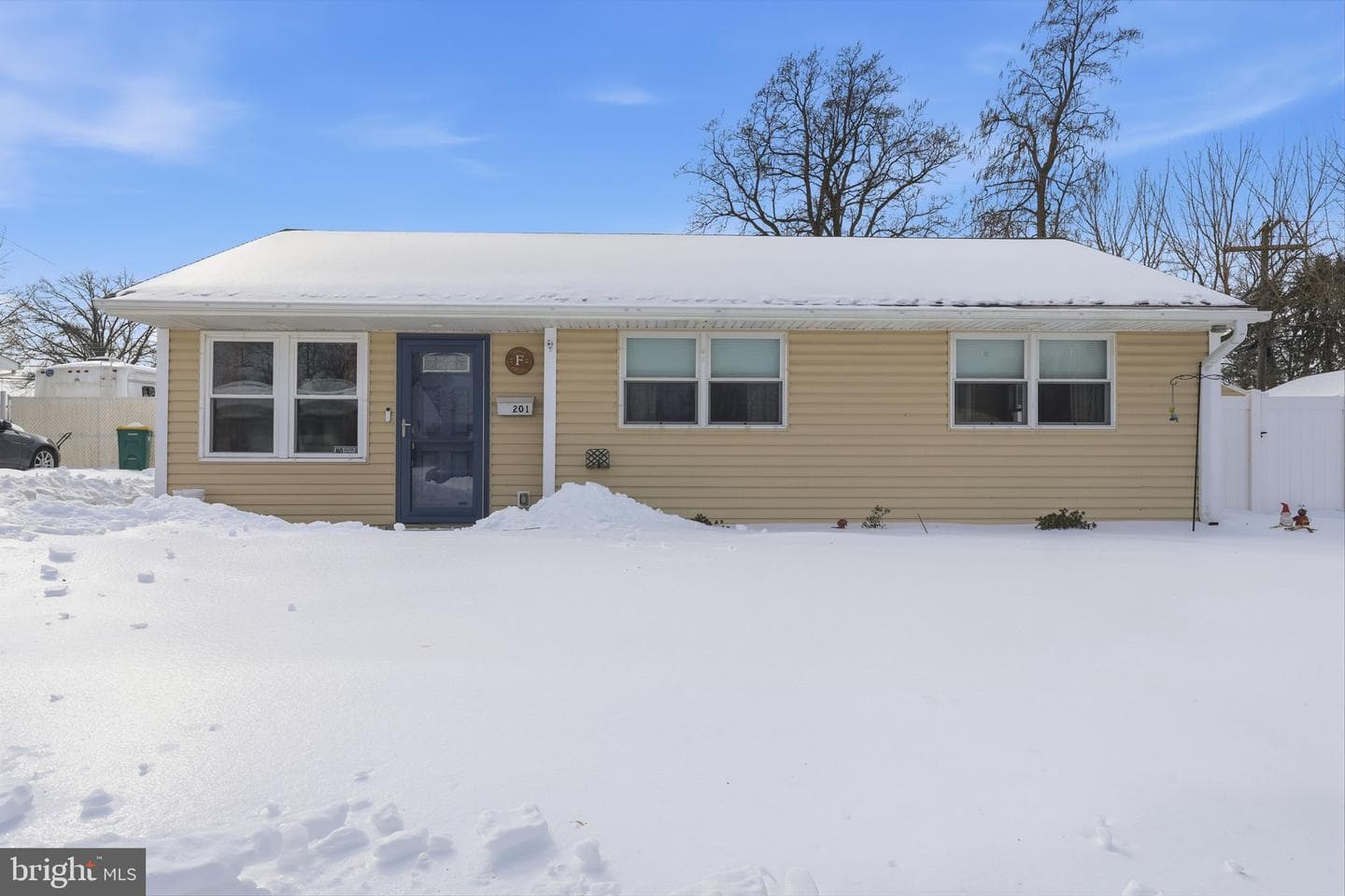 201 Allendale Drive photo 1