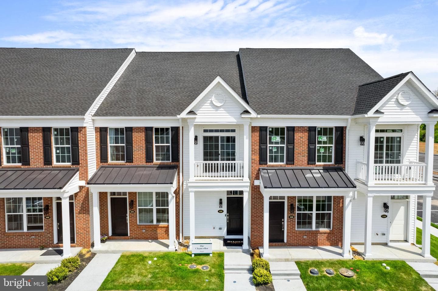 8 Ivy Lane #94 photo 1