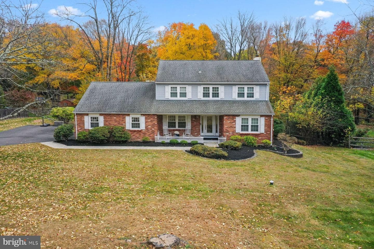 45 Springs Drive photo 1