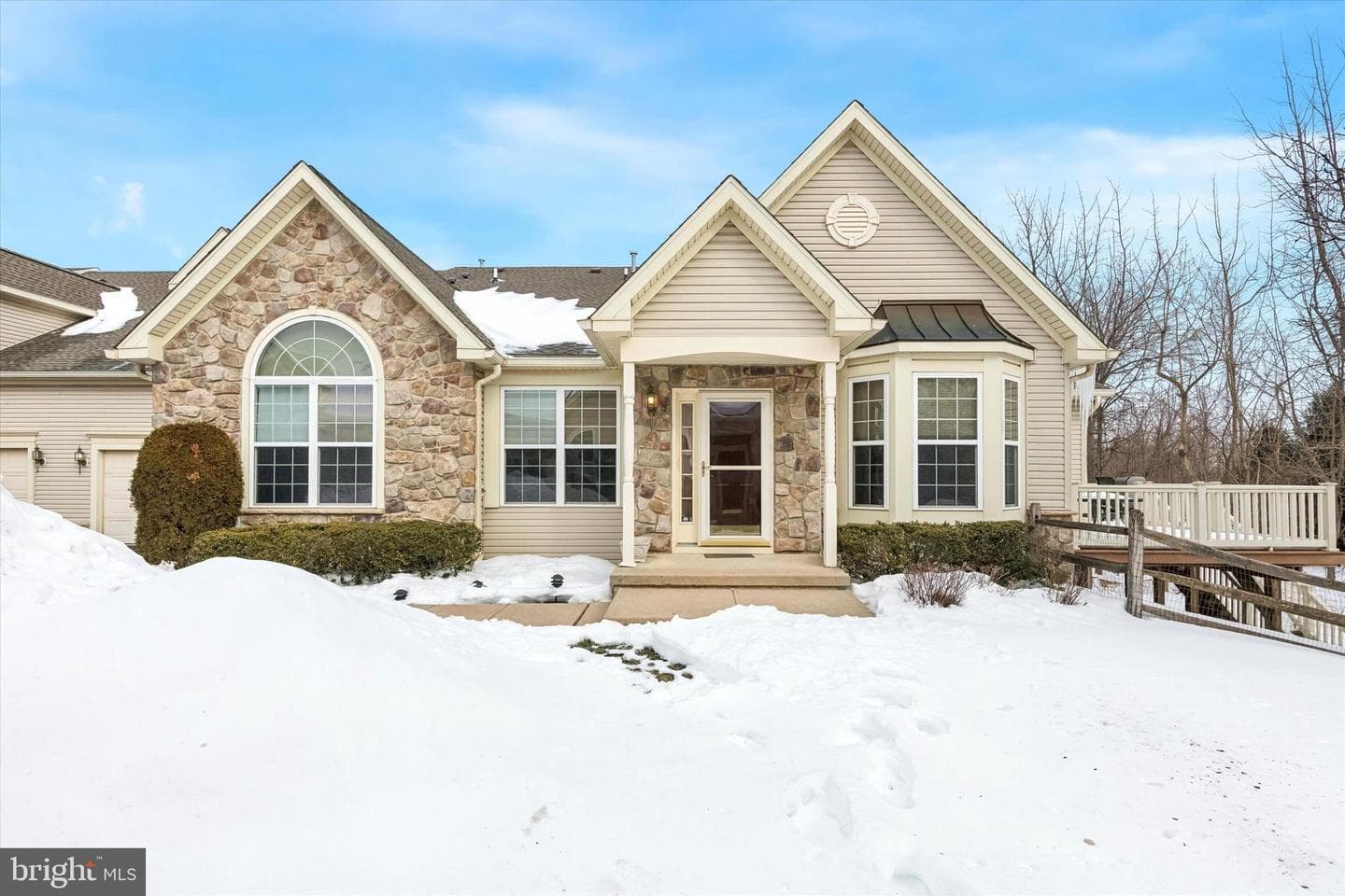 189 Villa Drive photo 1