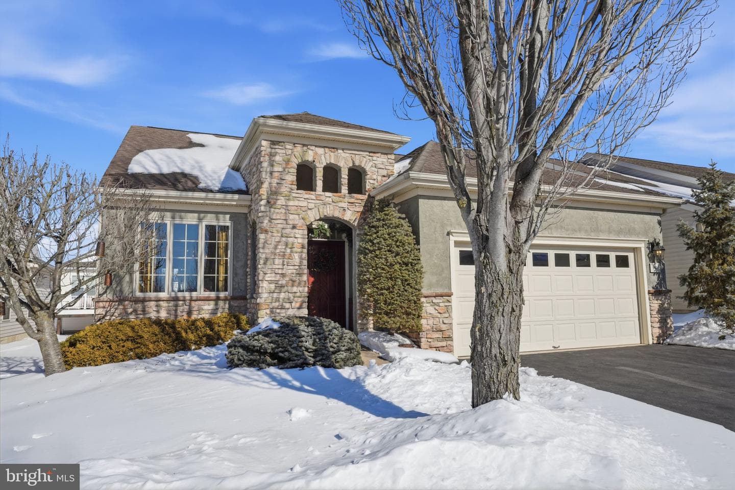 941 Hamilton Way photo 1