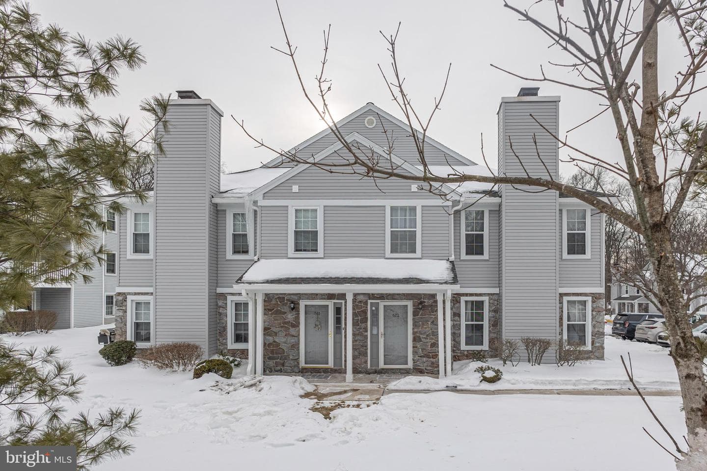 512 Mews Drive photo 1