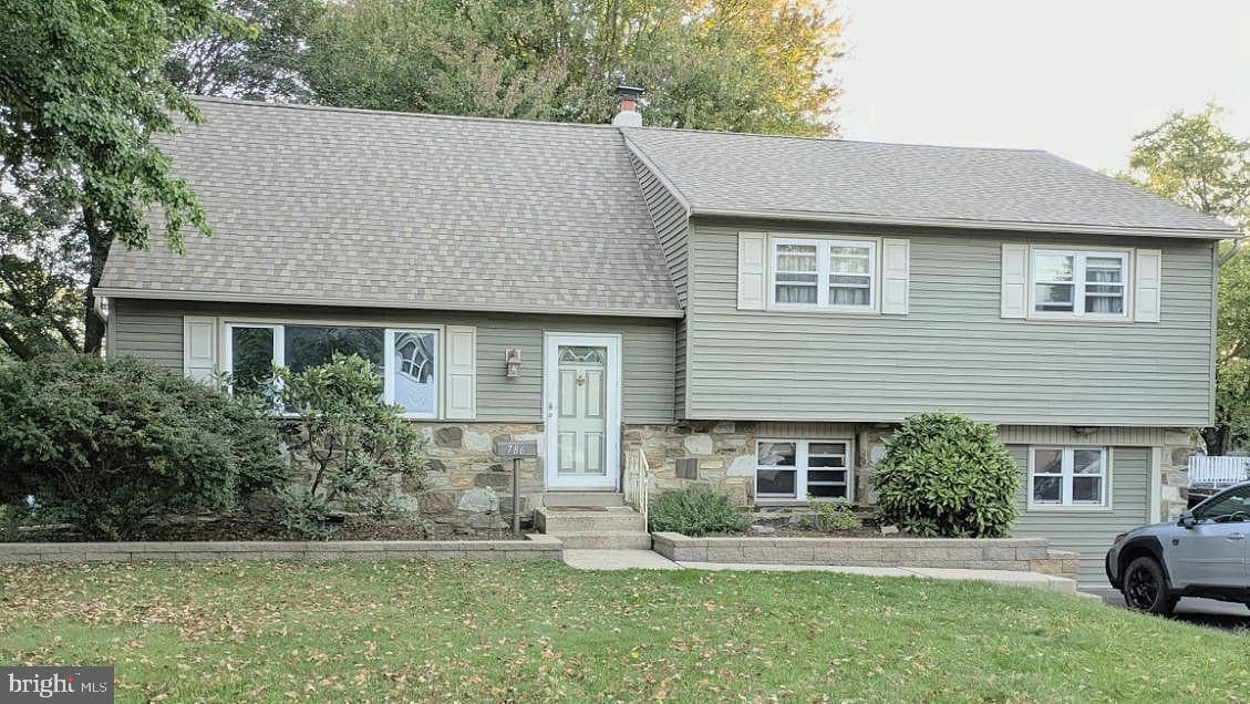 786 Boxwood Drive