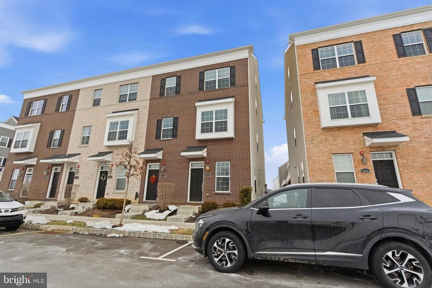 204a Dock Street