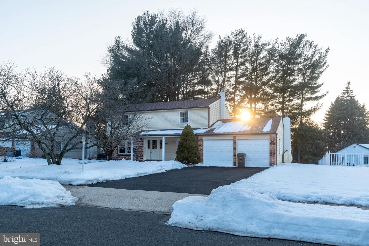 709 Autumn Drive photo 1