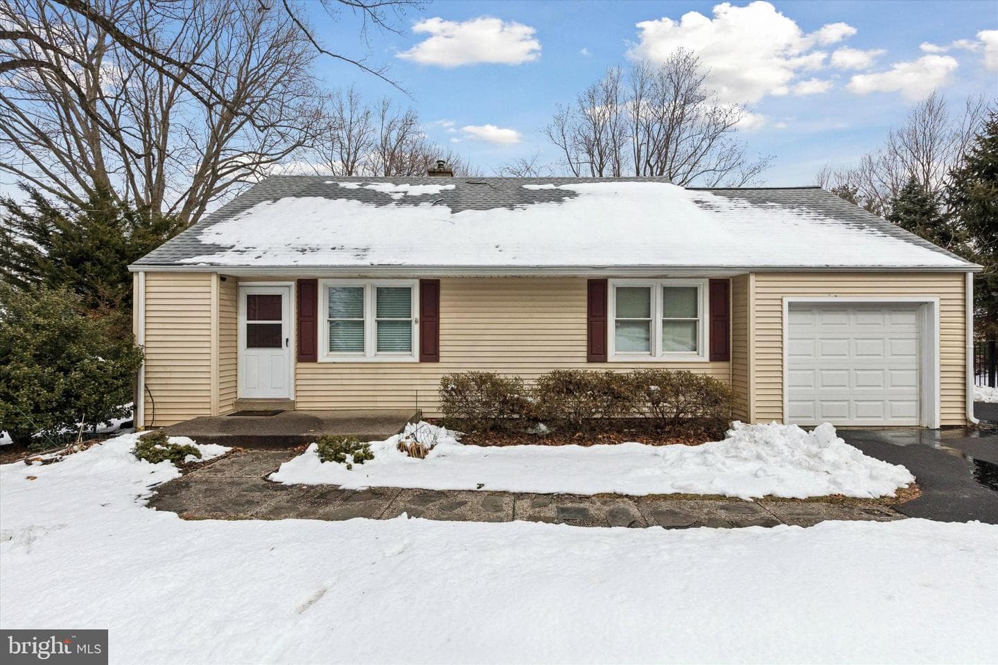 1167 W Bristol Rd. photo 1