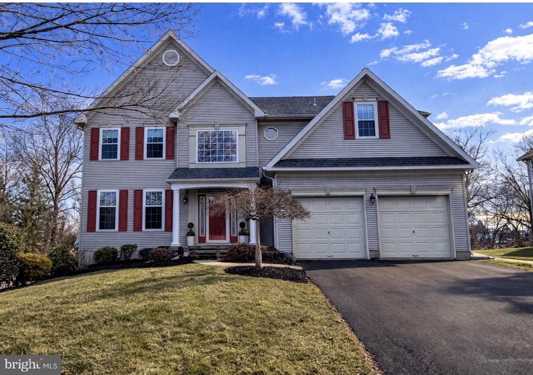 203 Cliveden Drive photo 1