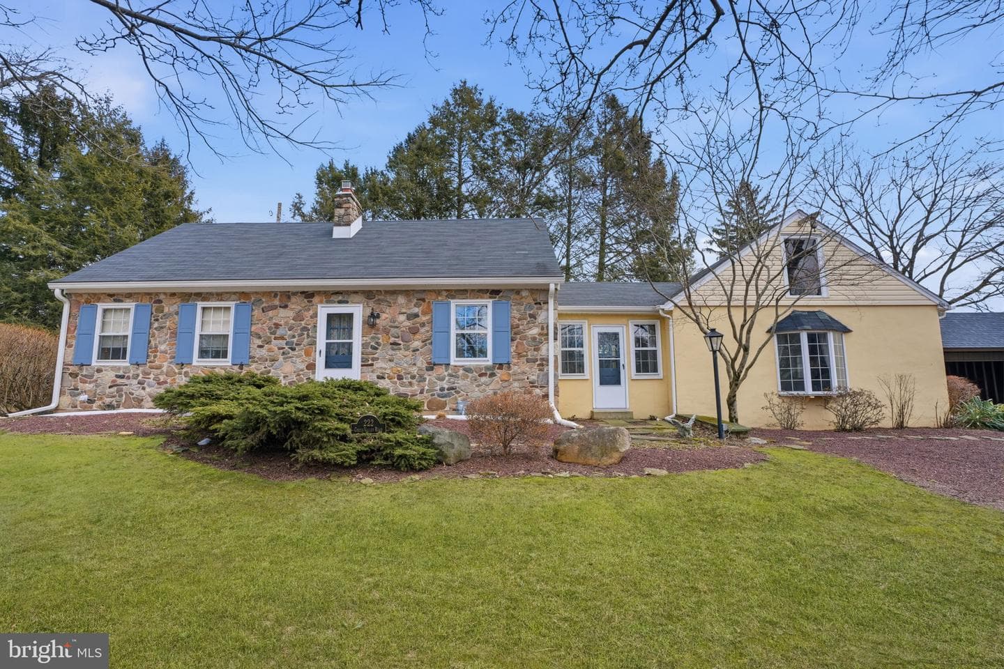 222 Green Valley Road photo 1