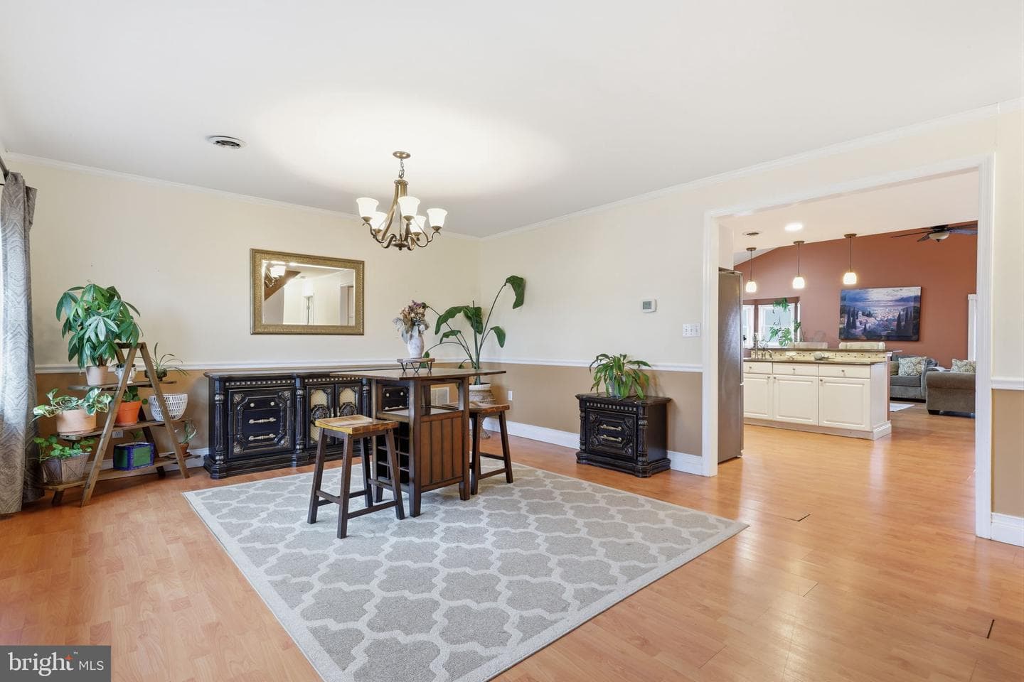 9 Harmony Road photo 1