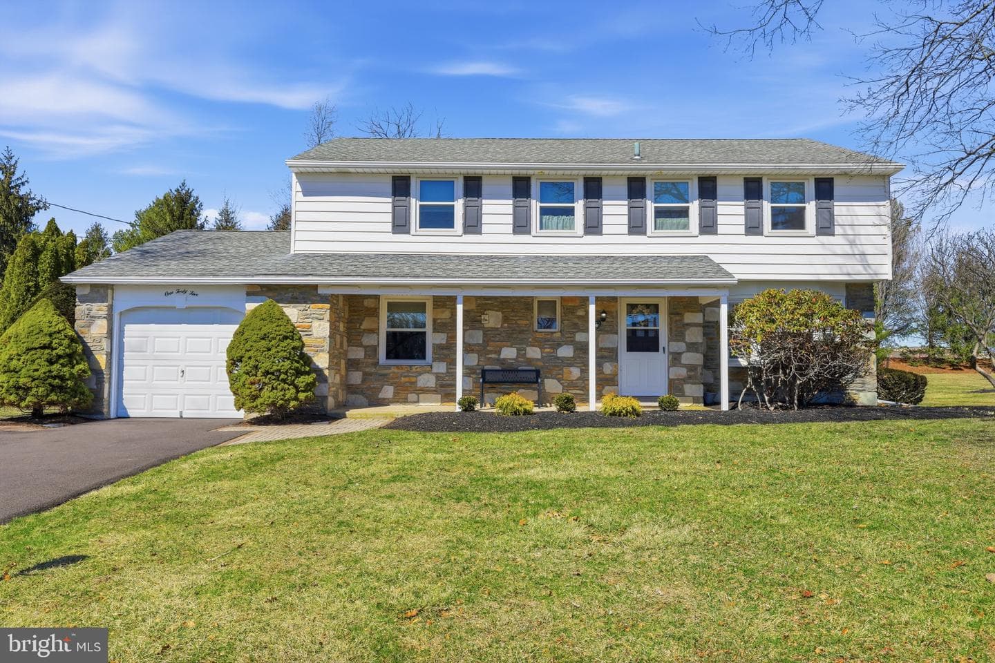 145 Frog Hollow Road photo 1