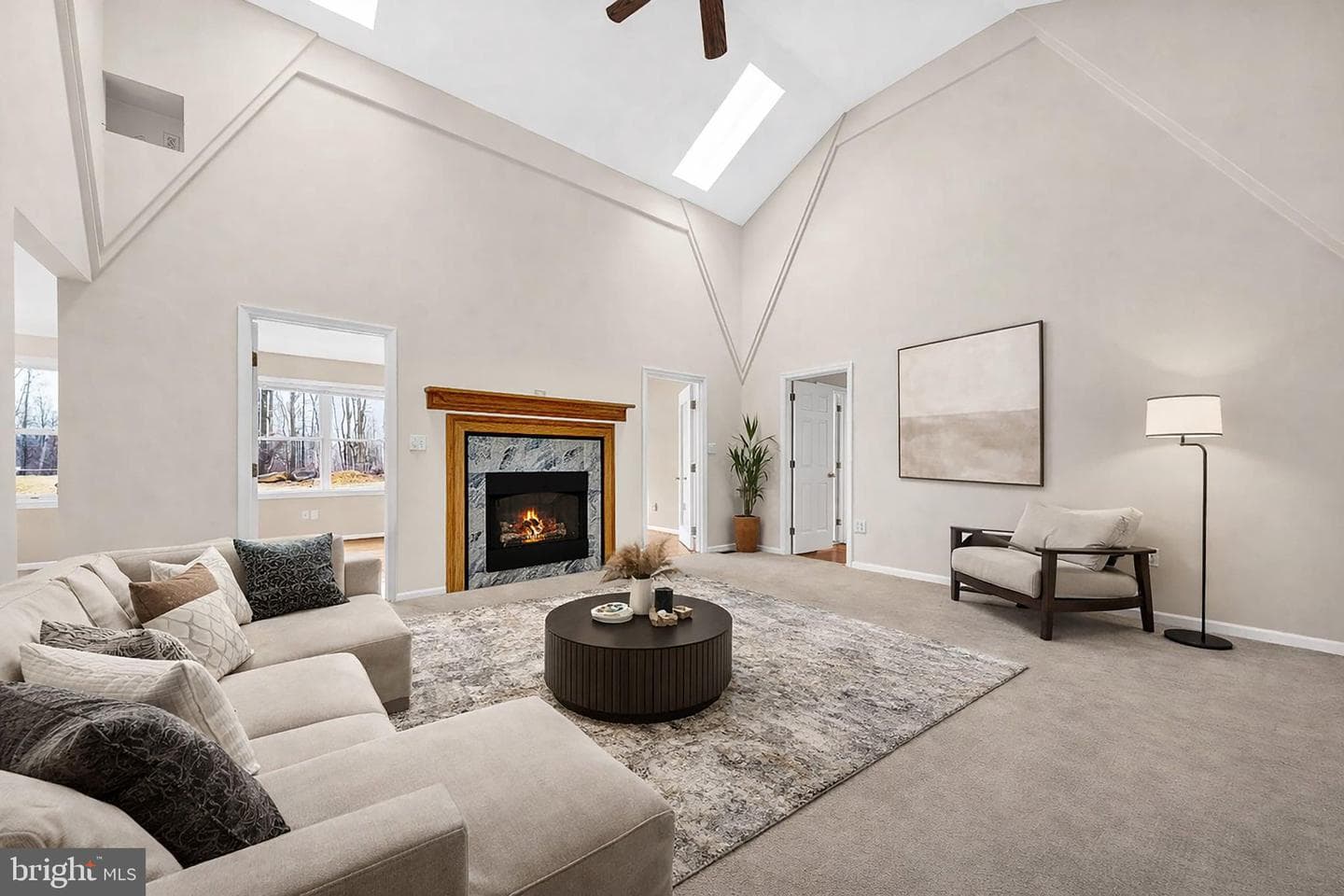 1347 E Thatcher Road photo 1