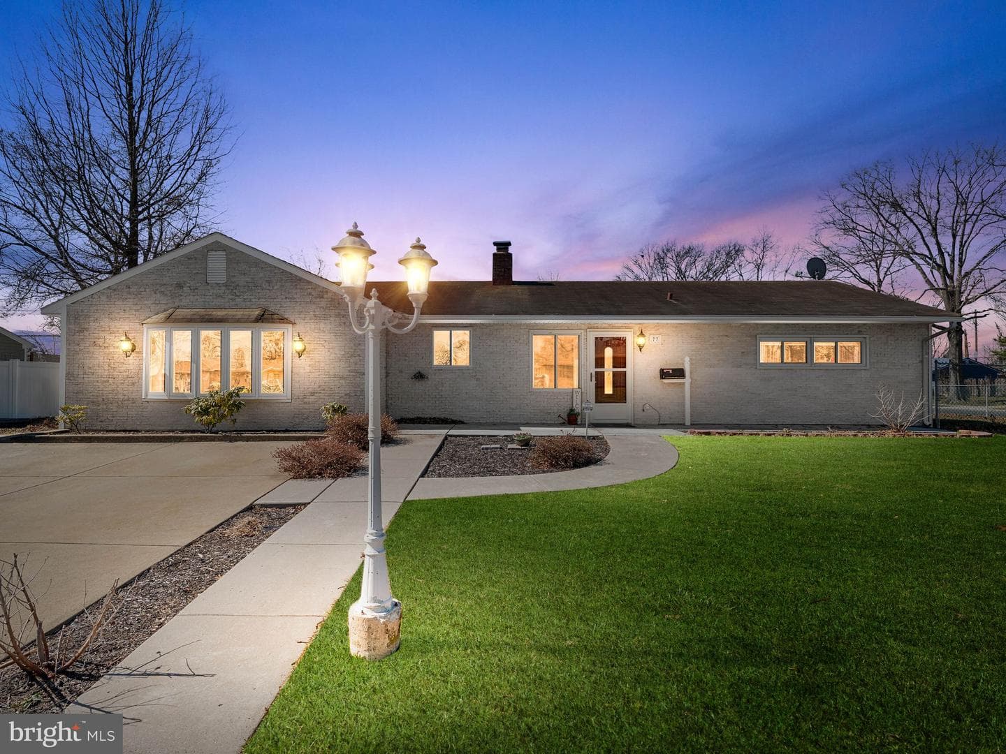77 Gaping Rock Road photo 1