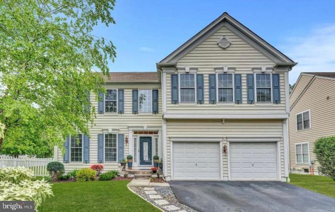 358 E Armstrong Drive photo 1