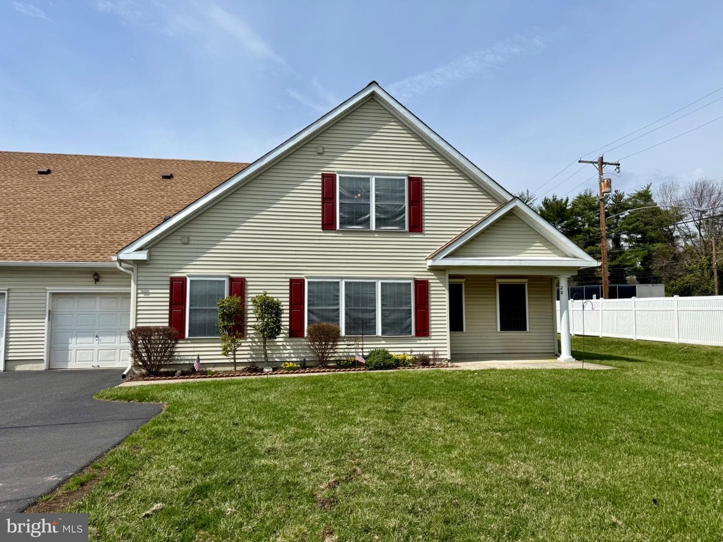 28 Avenrowe Ct photo 1
