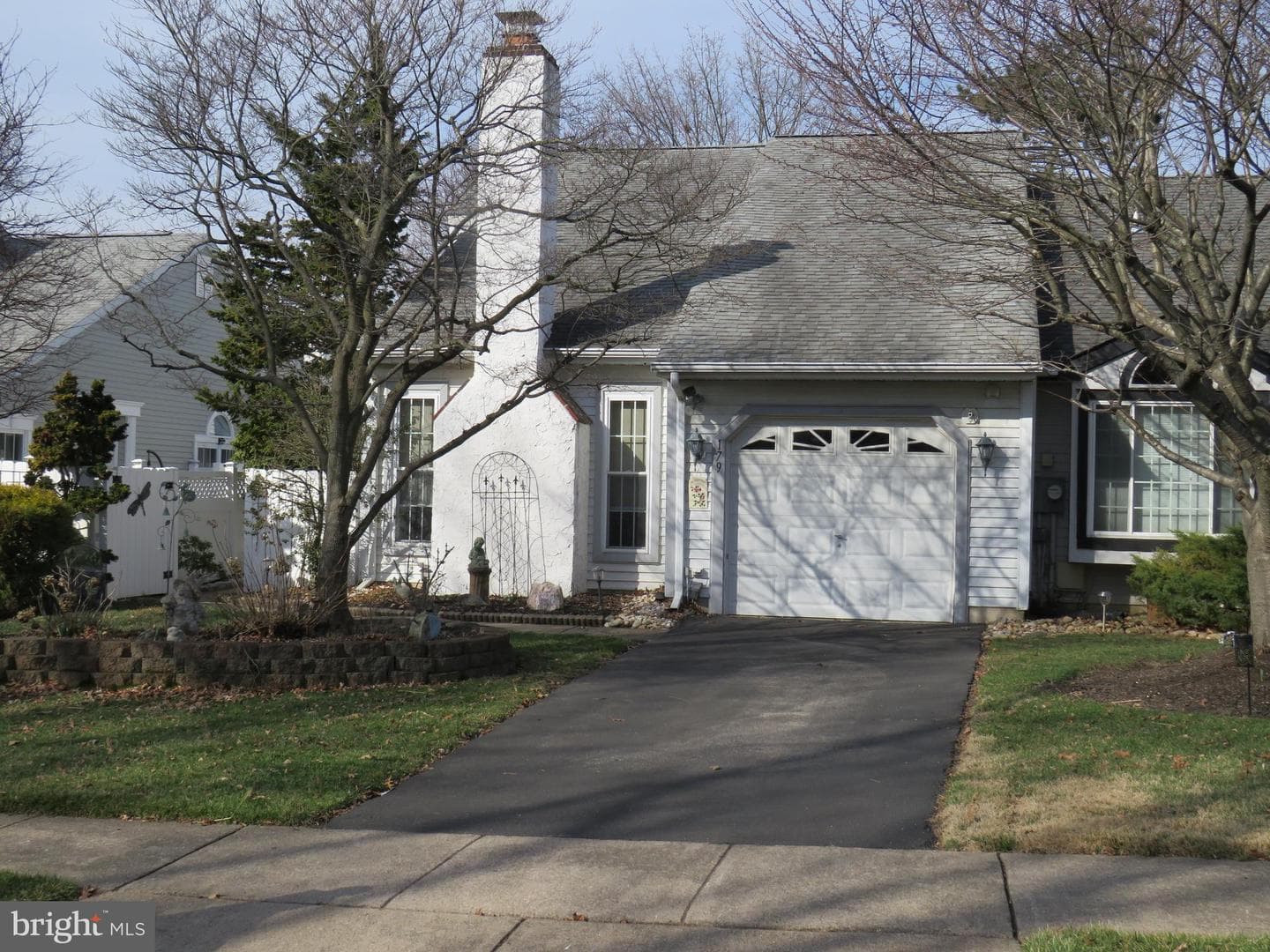 179 Raintree Court photo 1