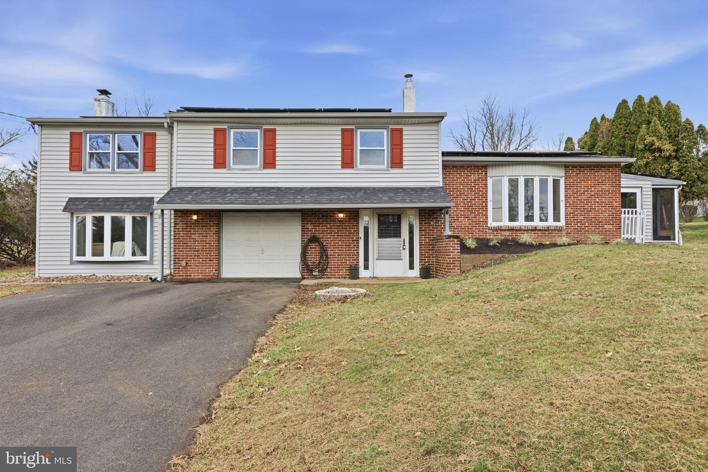 95 Longview Drive photo 1