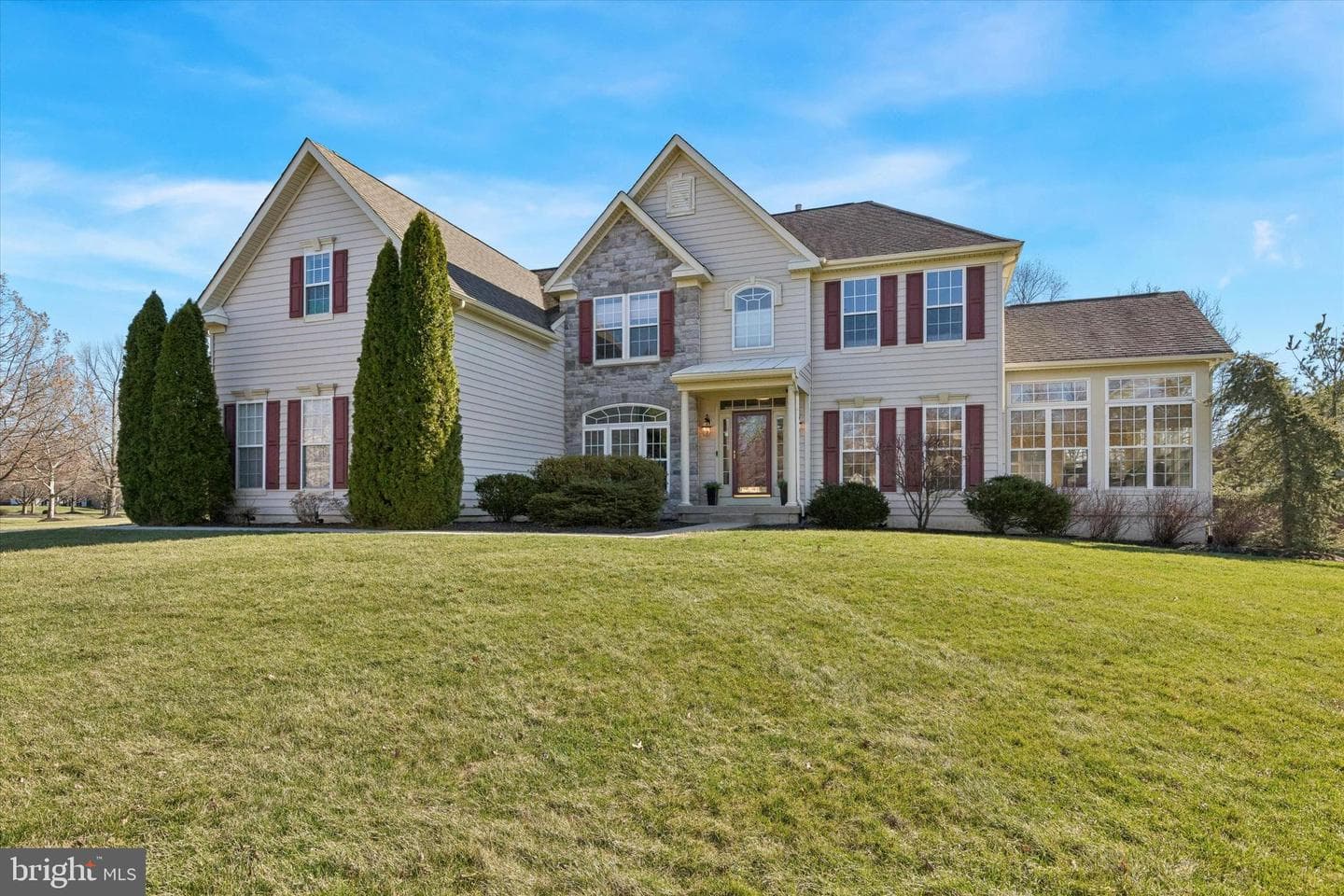 135 Equestrian Court photo 1