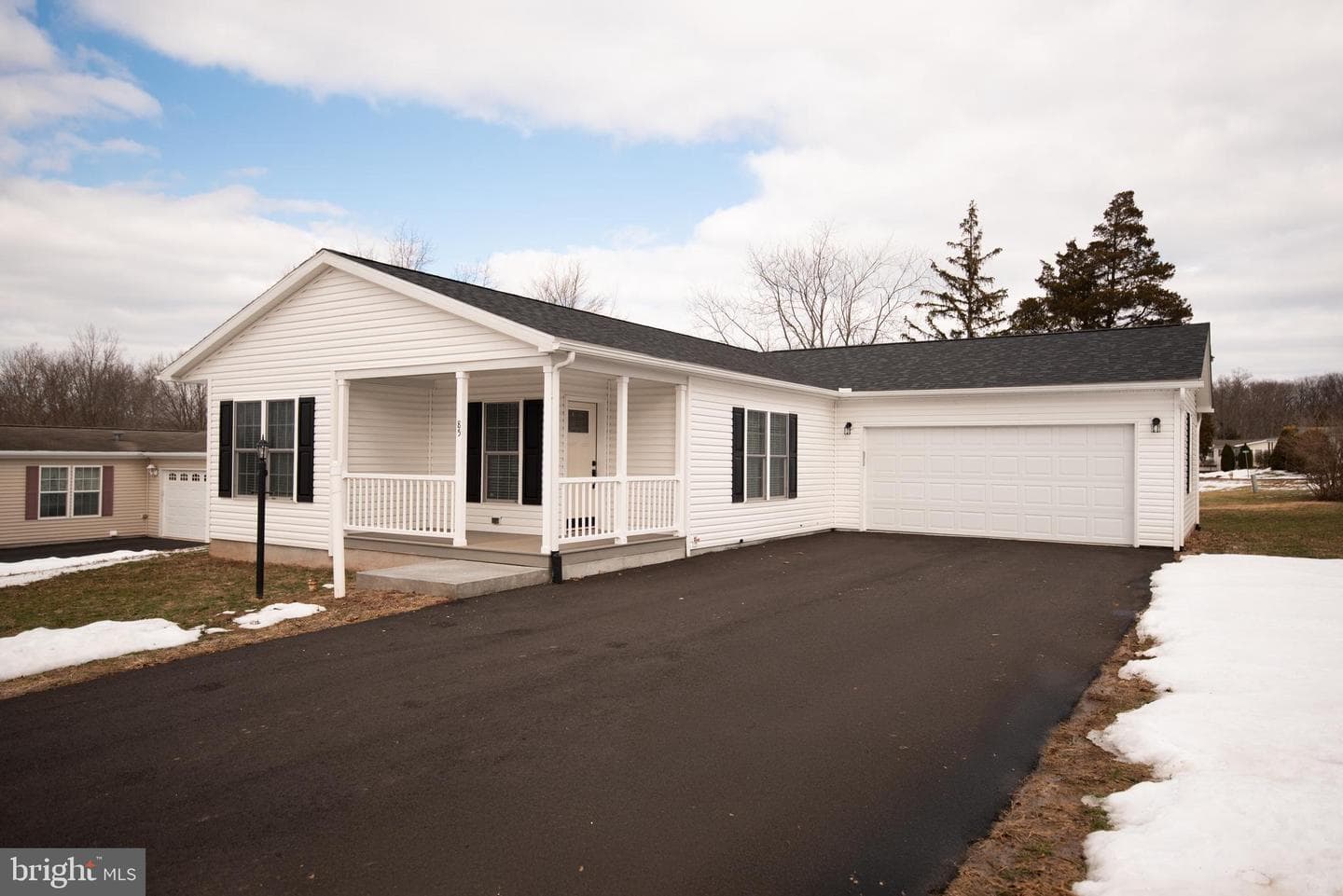 85 Waterford Lane