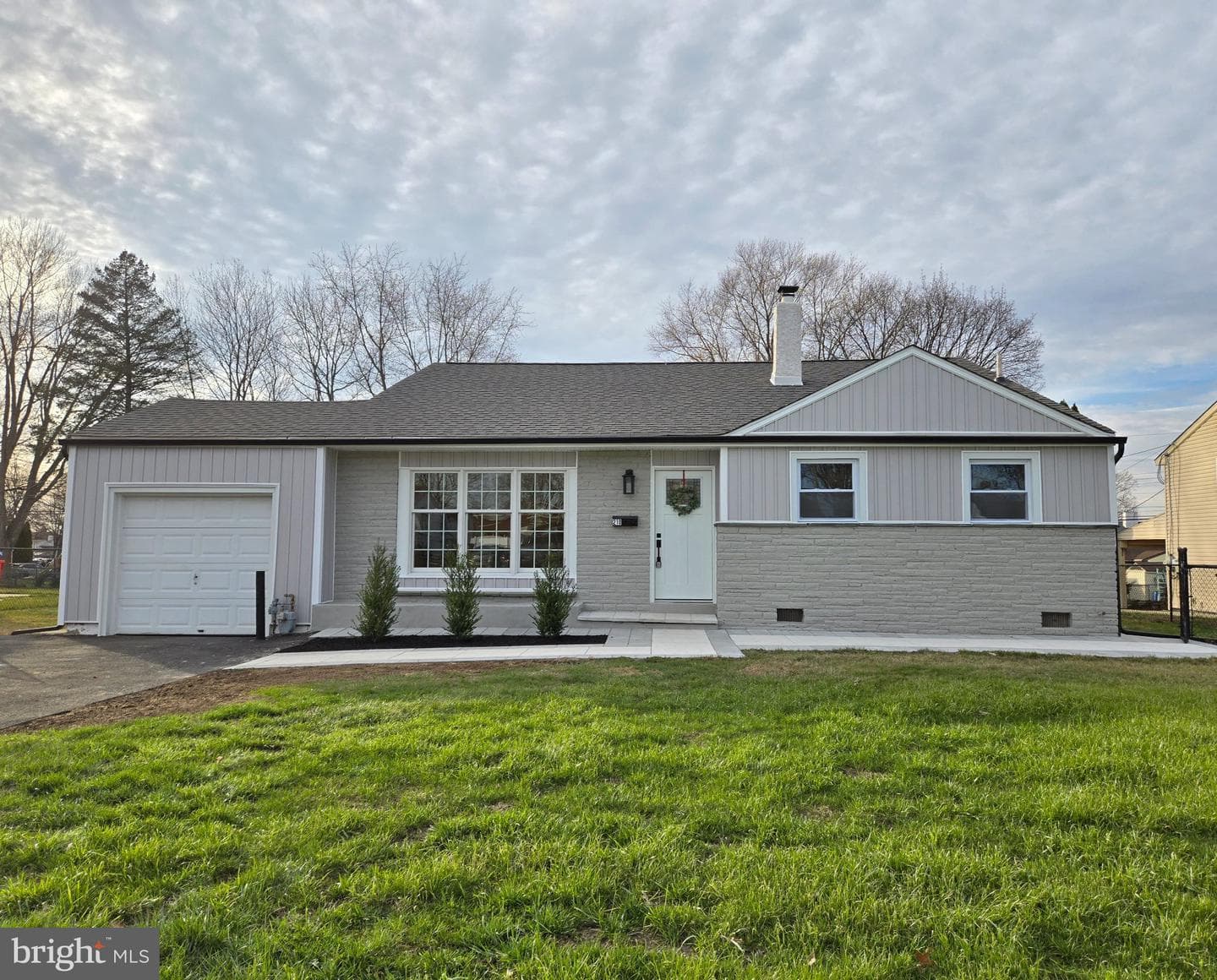 210 Barbara Lane photo 1