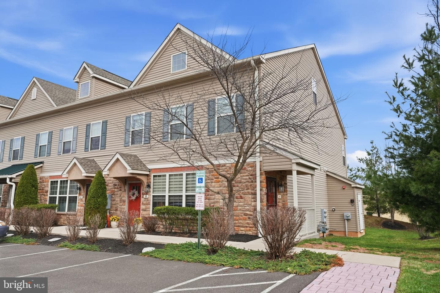 39 Bowman Drive