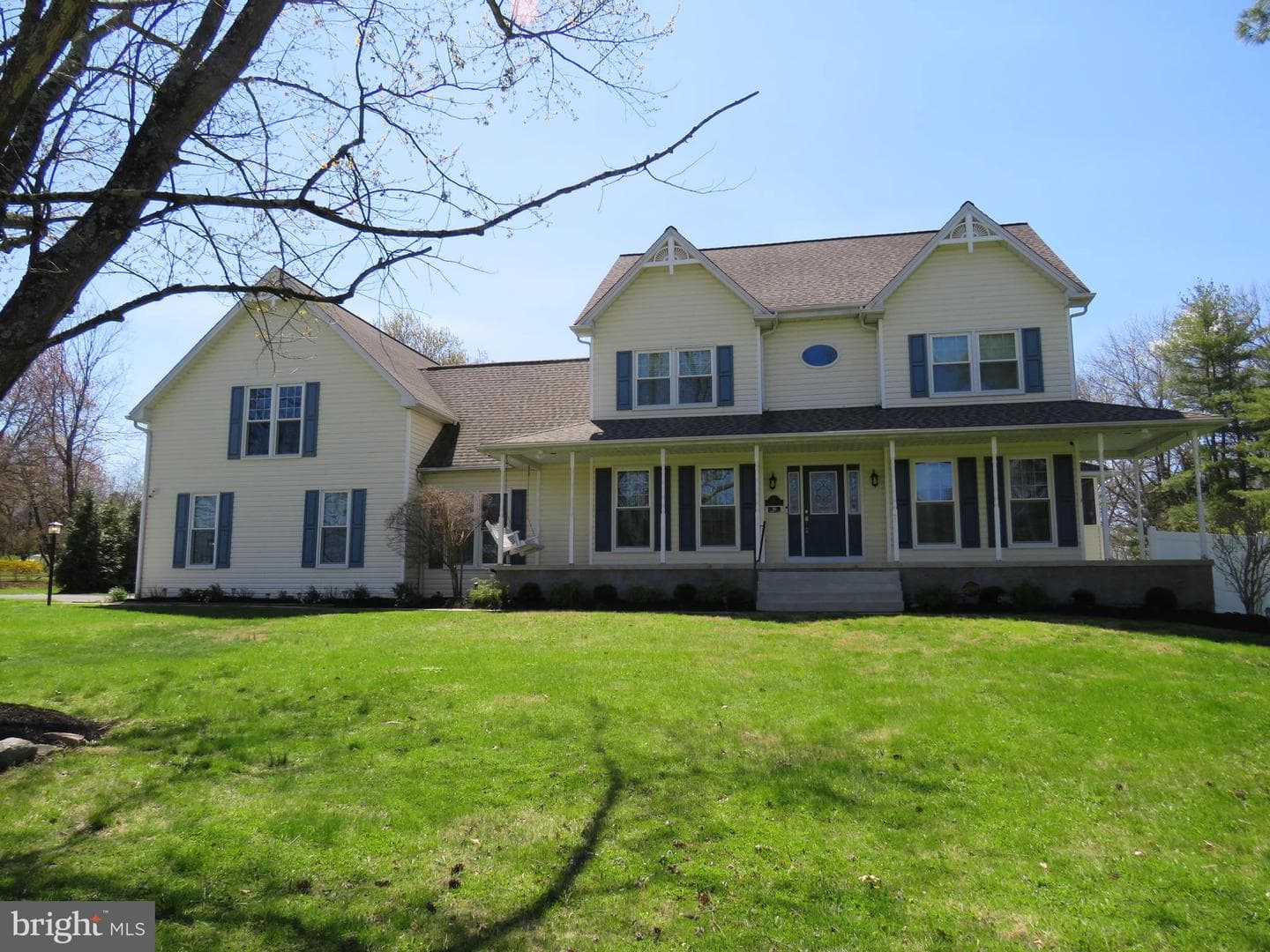 10 Spring Hill Lane photo 1