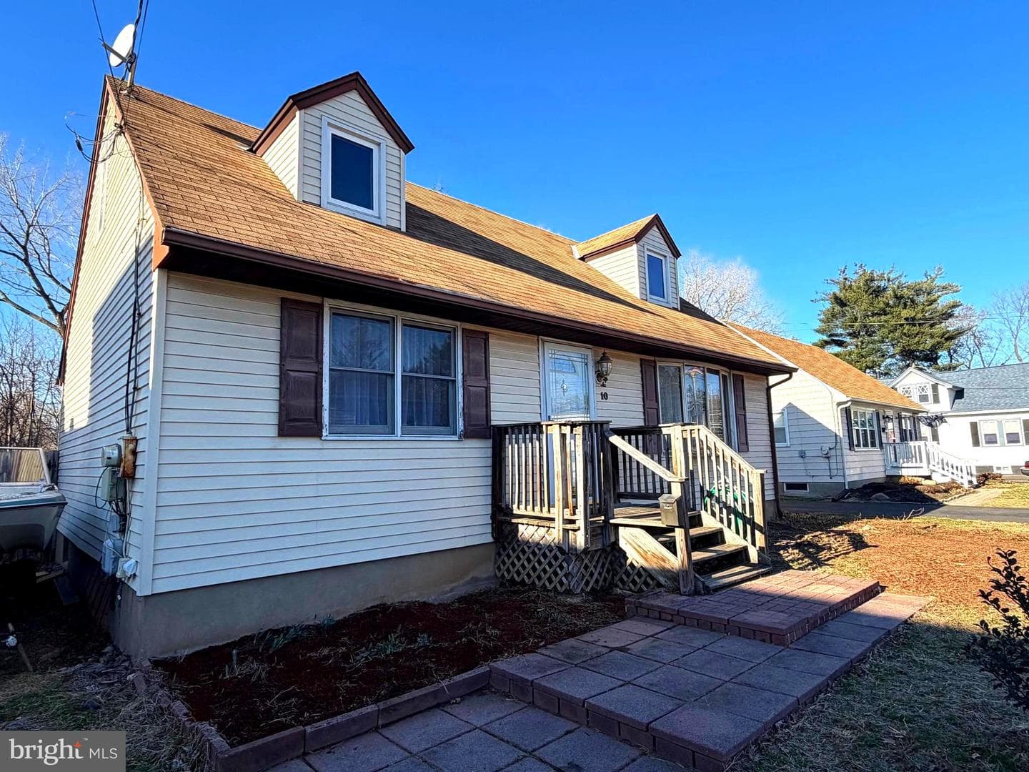 10 Bowling Green Avenue