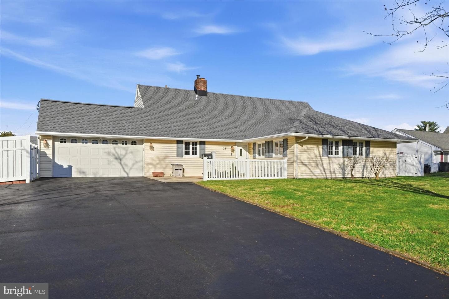 28 Sycamore Road photo 1