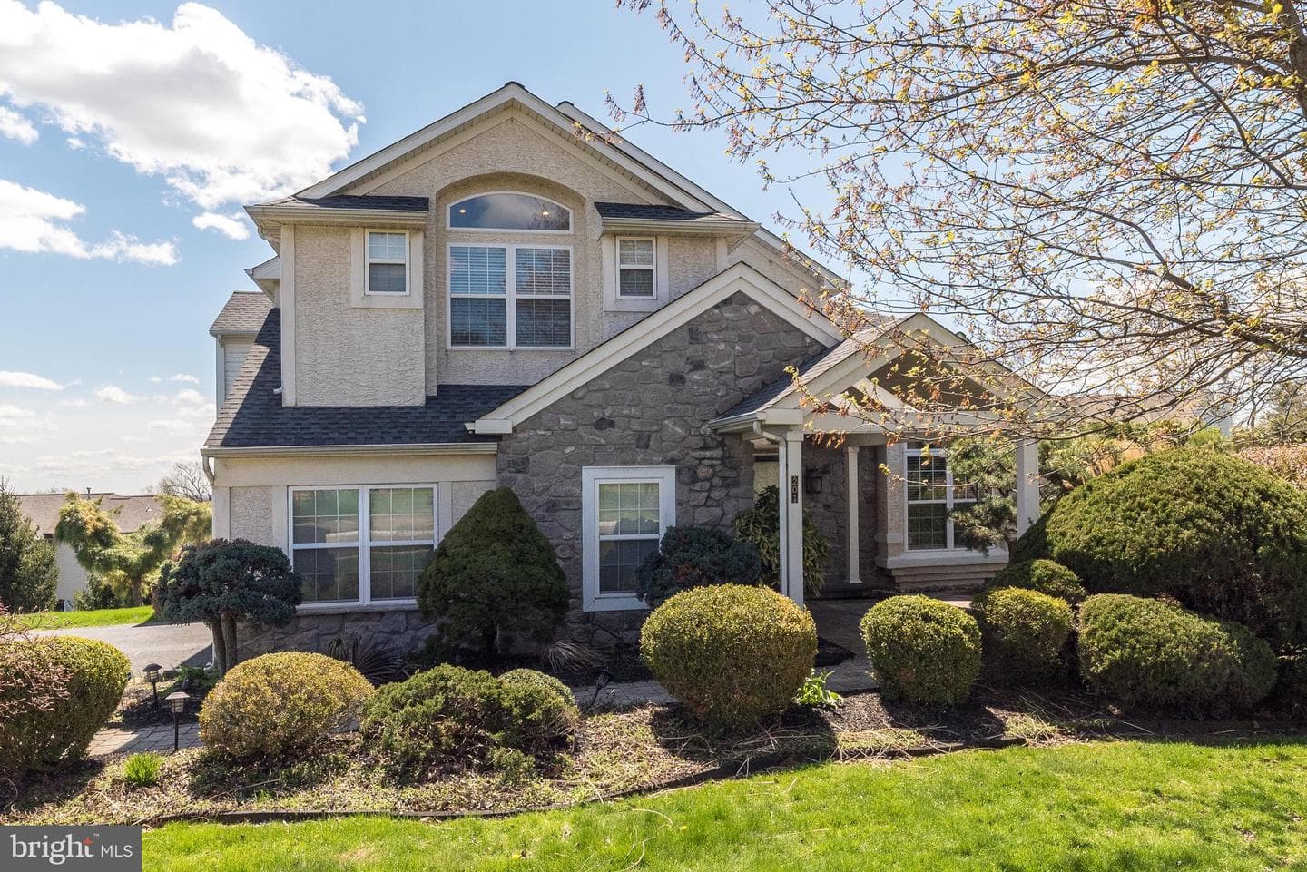 201 Summer Ridge Circle