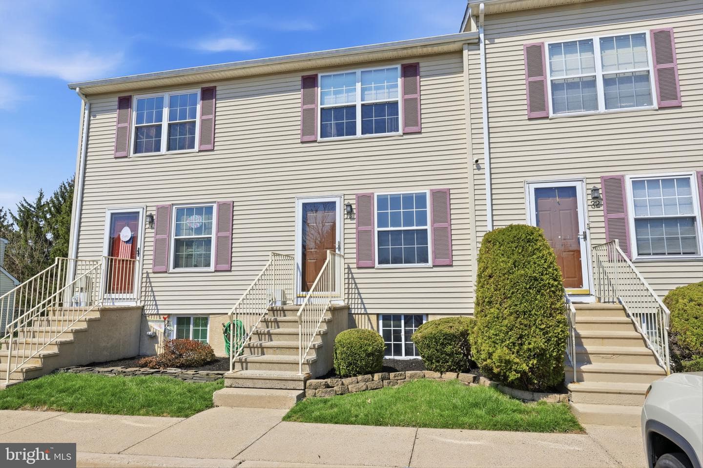 33 Carriage Knoll Court