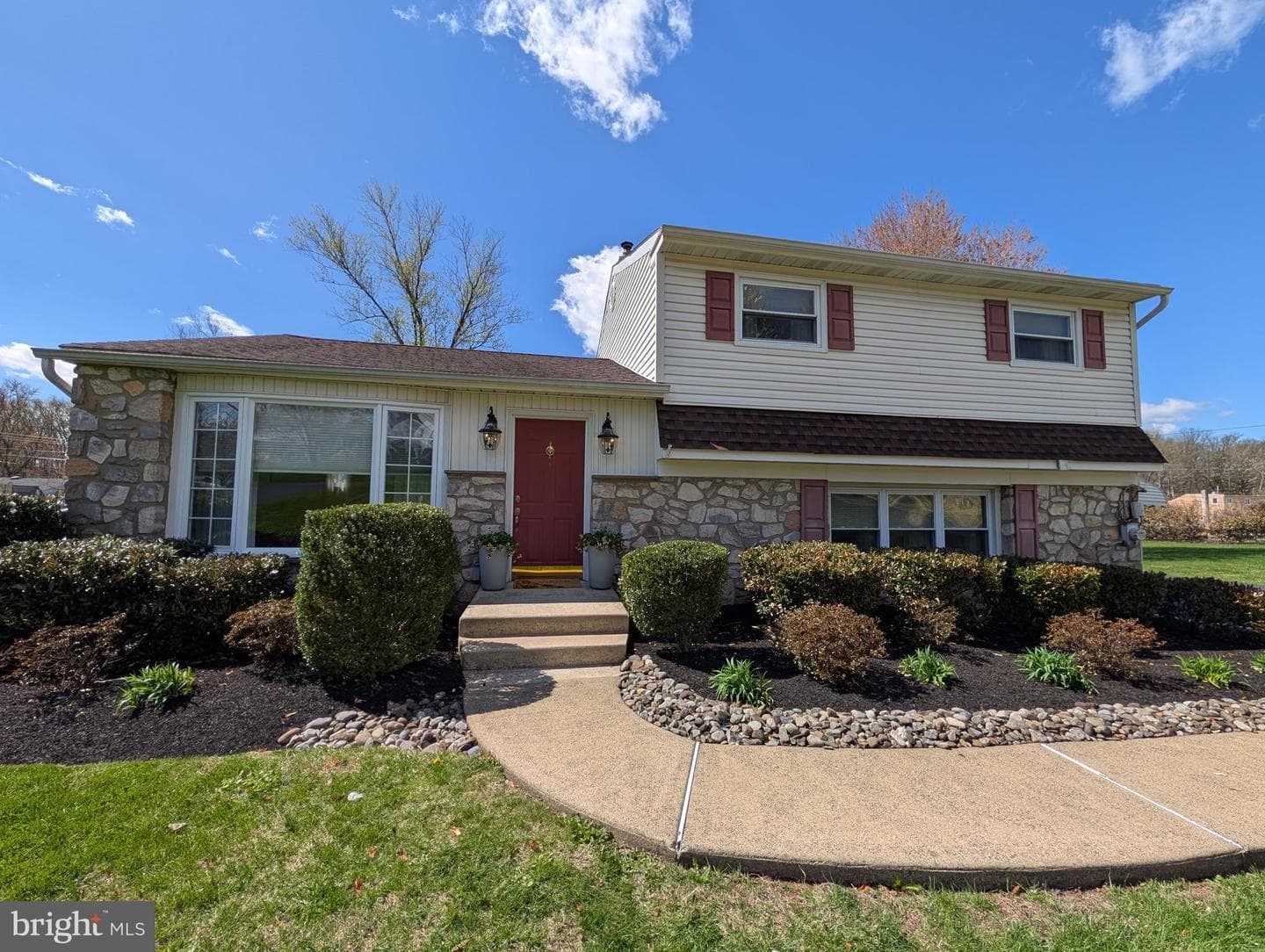 194 Fairhill