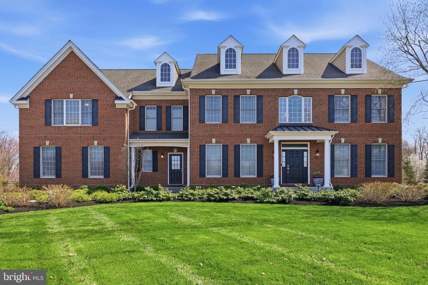 9 Hillview Drive