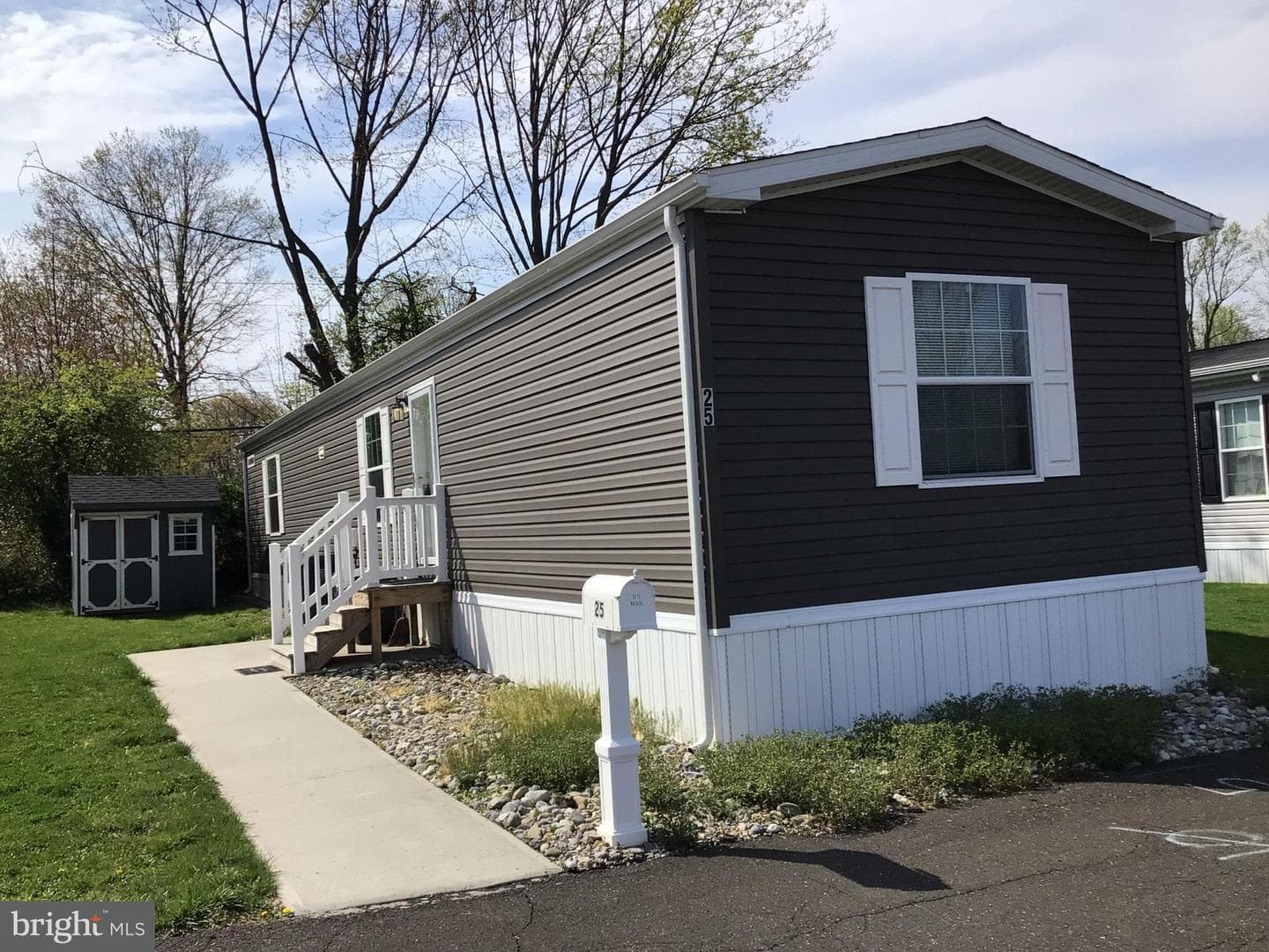 25 Kennedy Drive