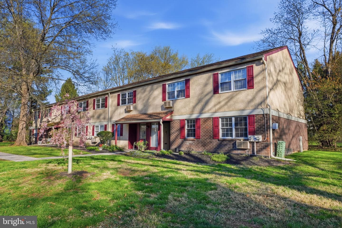 178 Elephant Road