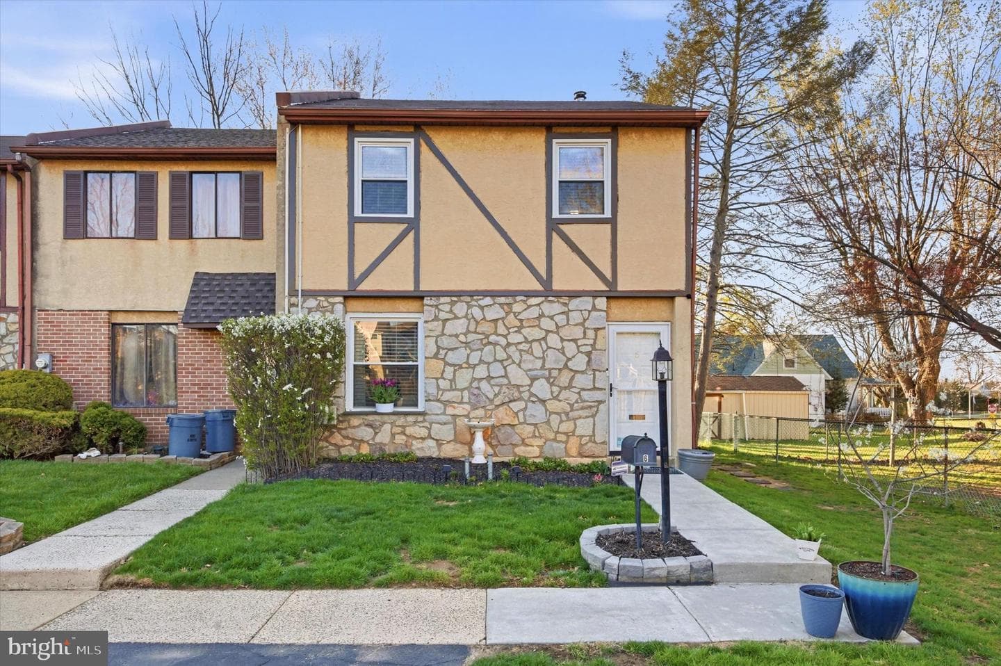 1000 Jacksonville Road #6