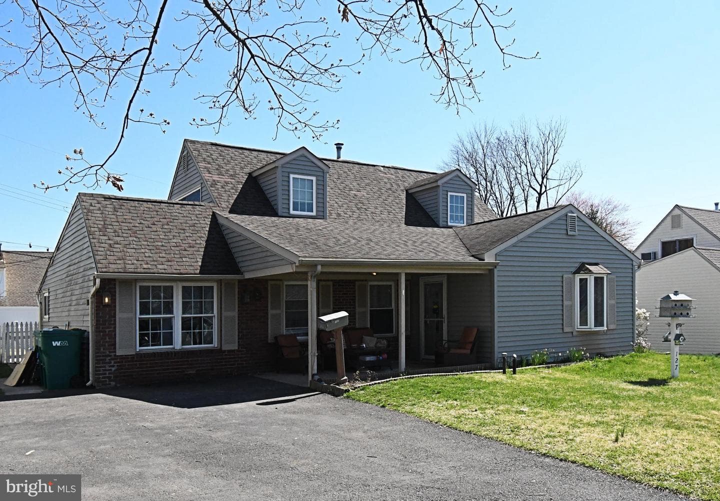 127 Hedge Road
