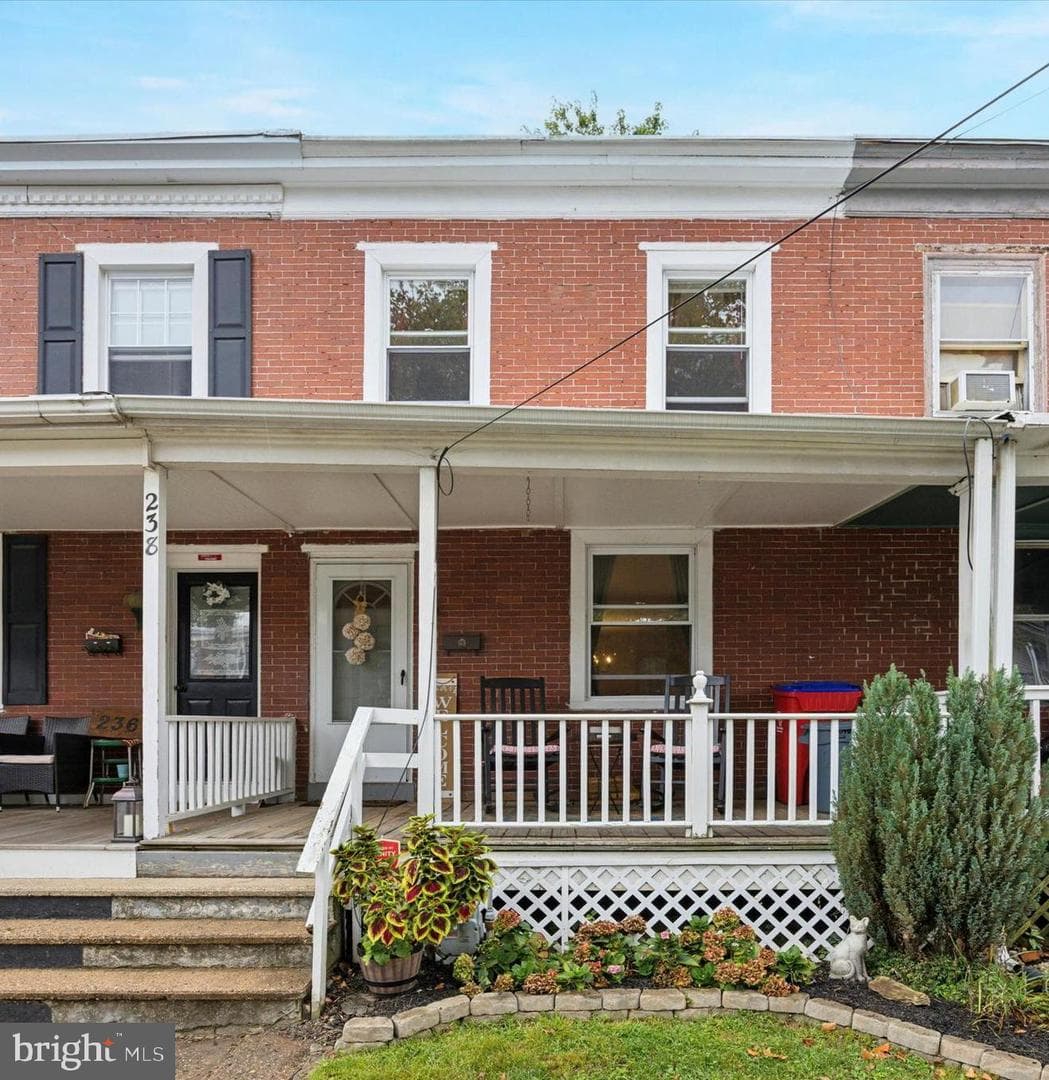 238 Cleveland Street